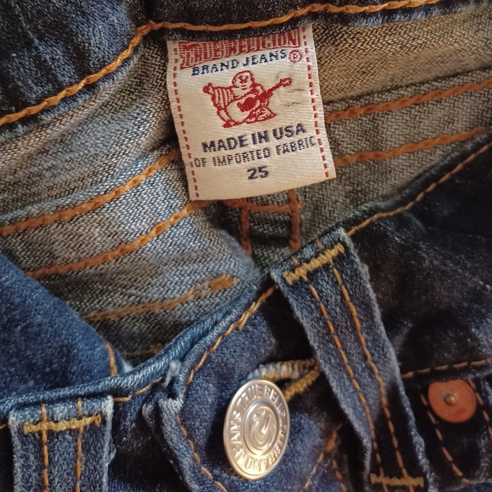 EUC True Religion sz 25 Women’s Low-Rise Rear-Flap Becky Bootcut Blue Jeans - Picture 6 of 16